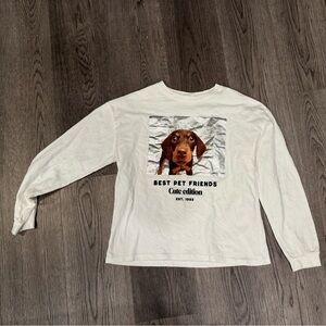 Super cute top in like new condition, can fit to women S